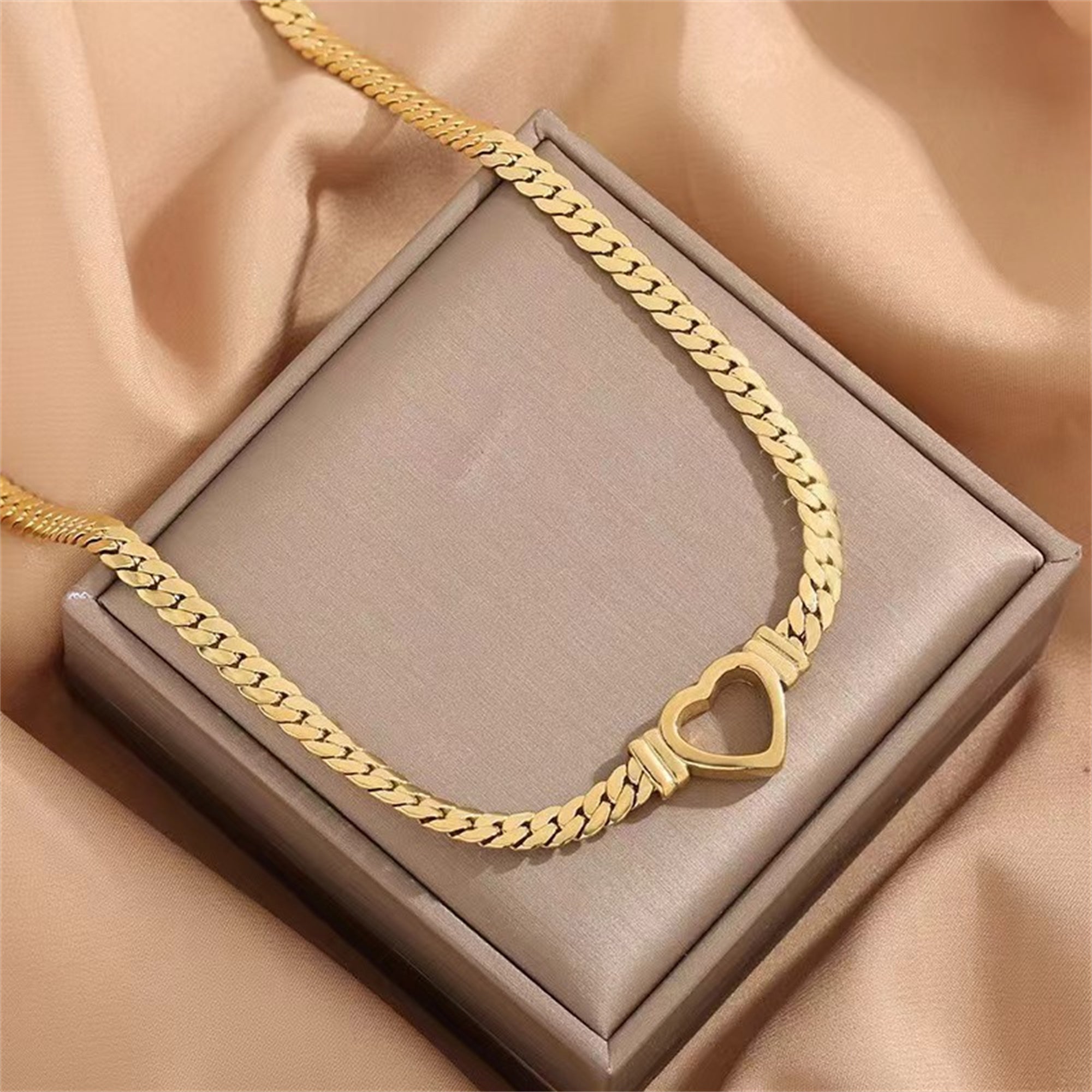 Collier et bracelet personnalisés « Chaîne d'amour » pour femme en acier inoxydable, bijou de clavicule inaltérable