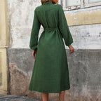 Nouvelle robe verte unie à manches longues et col rabattu pour femmes