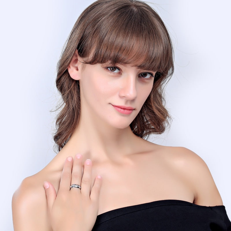Nouvelles bagues en cristal de mode pour femmes, bijoux en acier inoxydable de couleur or, cadeaux