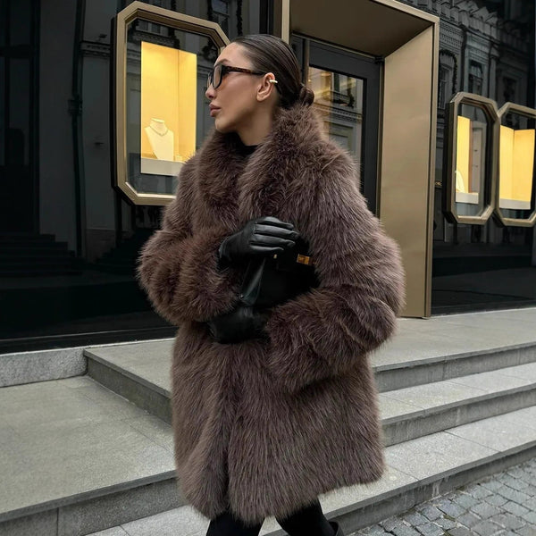 Manteau mi-long en fausse fourrure douce avec col Claudine