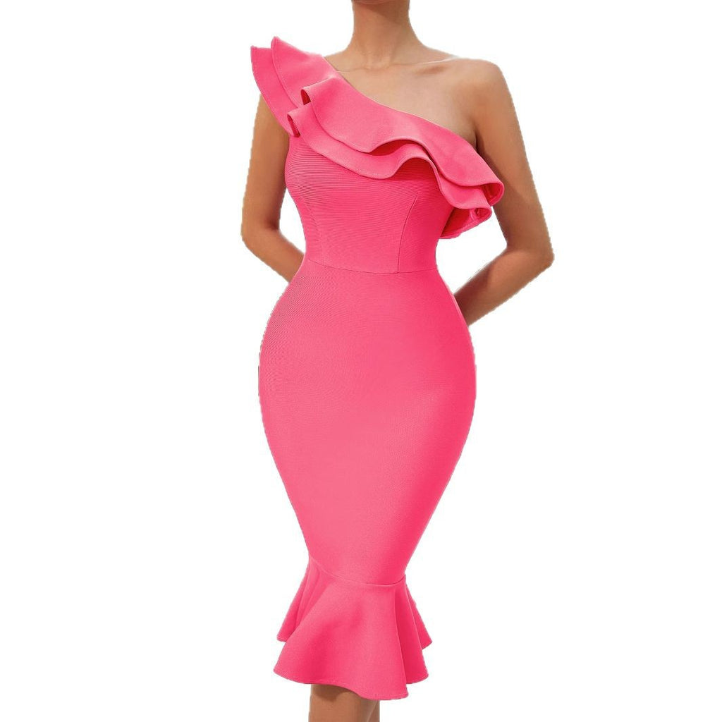 Robe de soirée élégante à volants et épaules dénudées style européen et américain