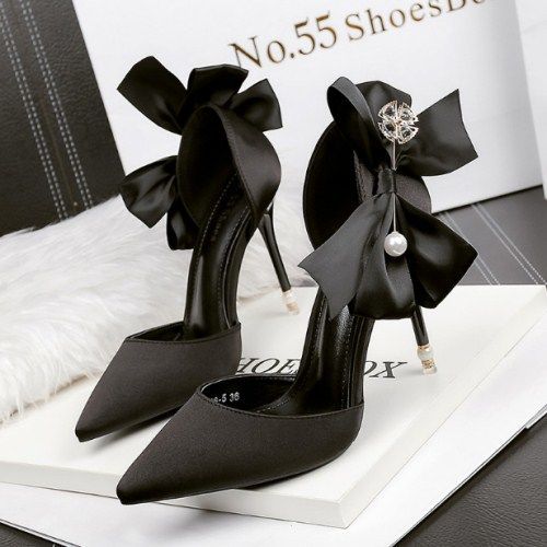 Talons hauts pointus Main Image