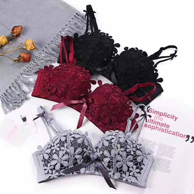 Soutien-gorge en dentelle brodée Main Image