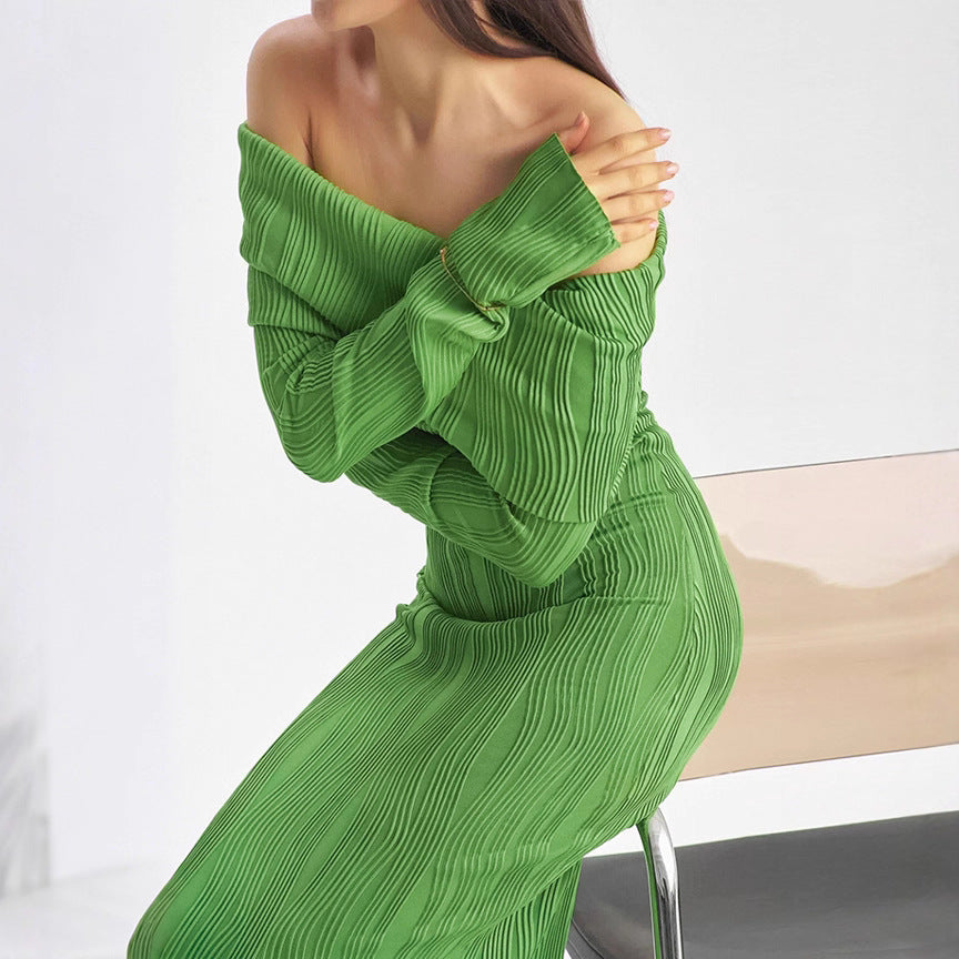 Robe sexy tricotée à épaules dénudées pour femmes