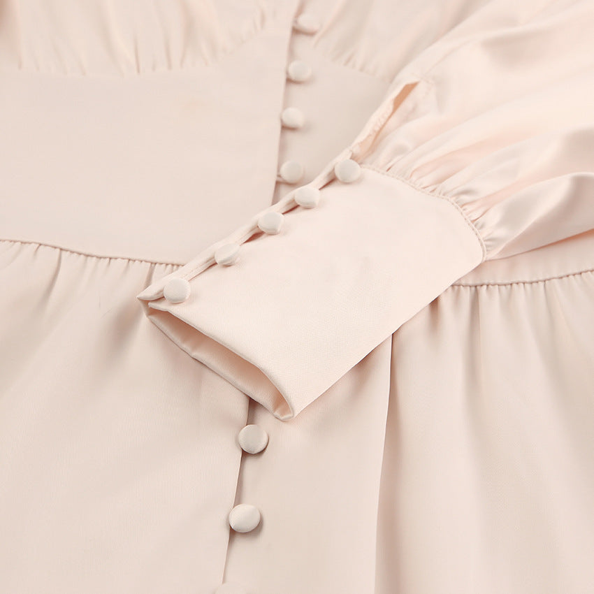 Robe Cintrée à Manches Lanternes Amincissante