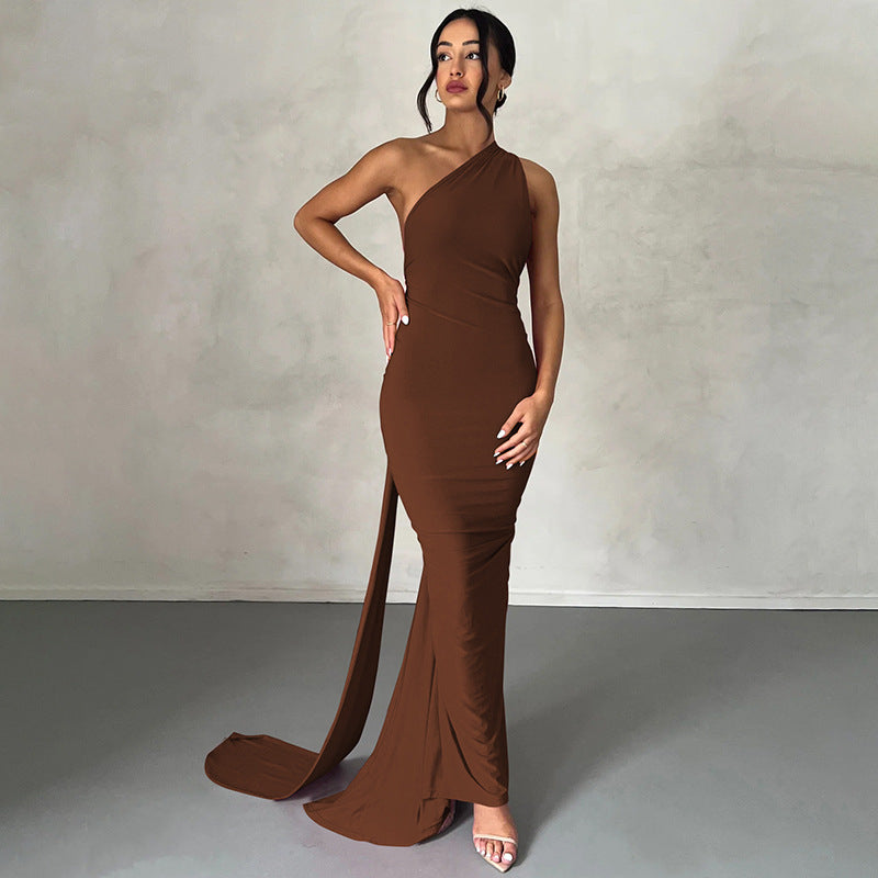 Robe fourreau dos nu à licou pour femme