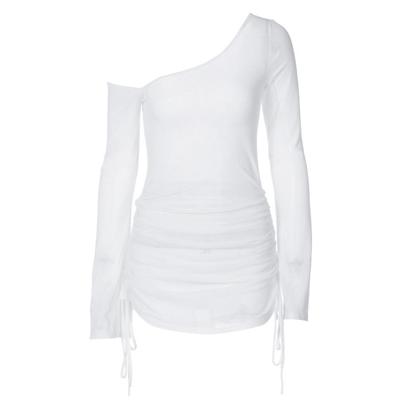 Robe plissée aux épaules pour femme
