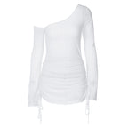 Robe plissée aux épaules pour femme