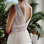 Robe de mariée en dentelle transparente, cintrée, en maille, pour la plage ou l'extérieur