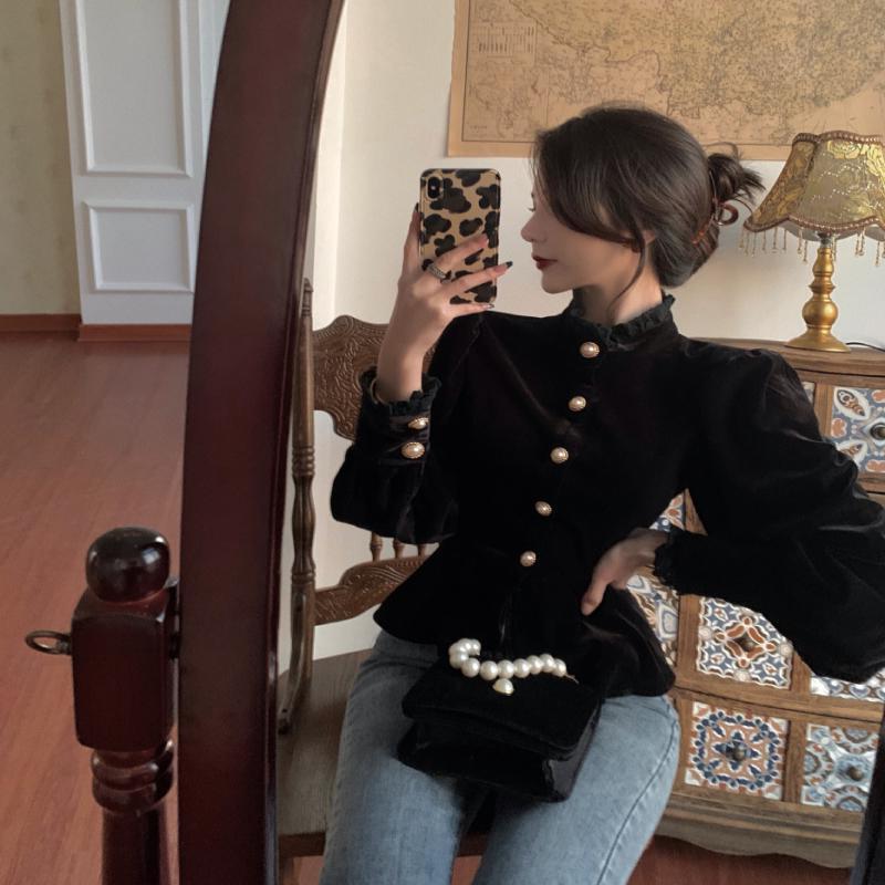 Chemisier en dentelle de velours de style royal français pour femmes