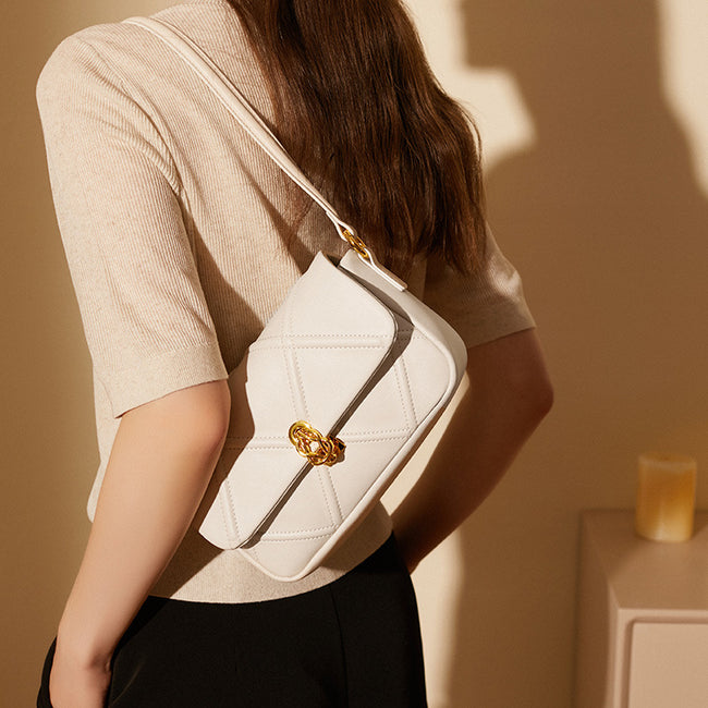 Nouveau sac à bandoulière sous les aisselles pour femmes, style niche. Main Image