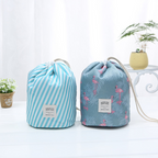 Trousse de toilette et trousse à maquillage classiques