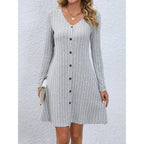 Robe longue à col en V et manches longues avec boutons et taille ajustée, vêtement féminin ajusté