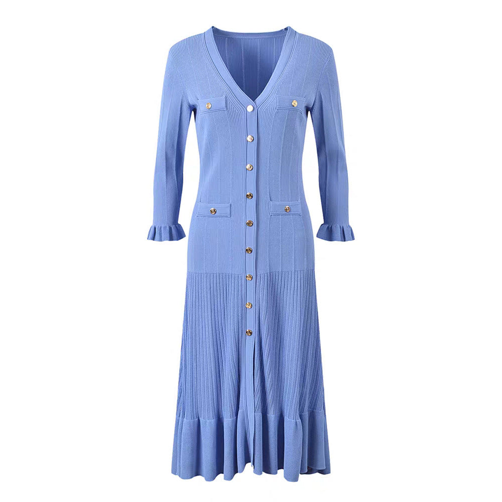 Robe en maille bleu français à col en V, coupe sirène et simple boutonnage pour femme
