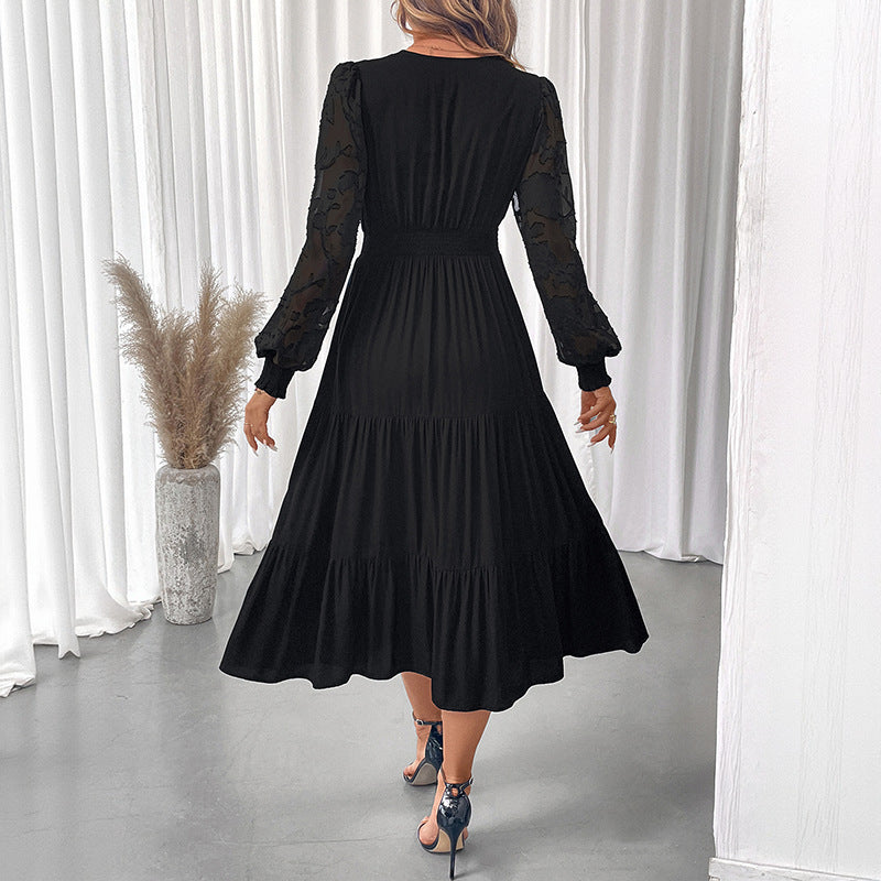 Robe Femme Chic et Élégante Col V Taille Serrée Dentelle Manches Longues Couleur Unie