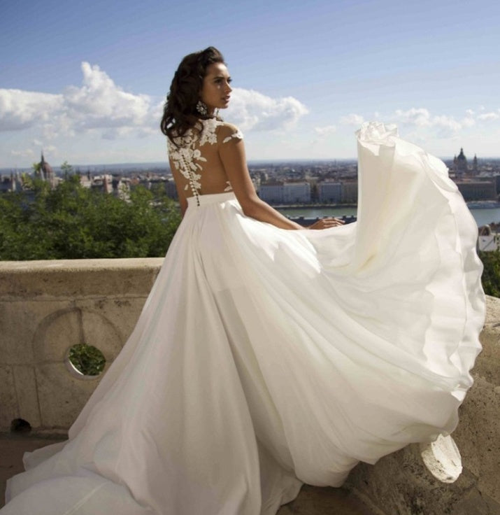 Robe de mariée bohème Robe de mariée en mousseline longueur ras du sol avec applications, personnalisable, élégante