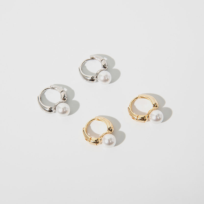 Boucles d'oreilles clous simples en forme de C pour femmes, bijoux exquis en perles et cristaux ronds