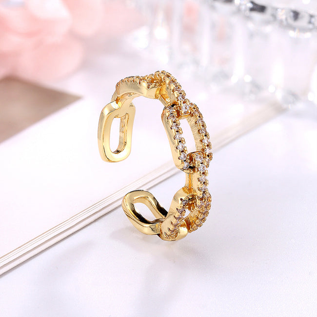 Bagues pour femmes en or incrustées de zircons Hover Image