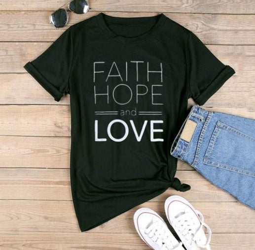 T-shirts « Foi, Espérance et Amour » pour hommes et femmes, style urbain alphanumérique à manches courtes Hover Image