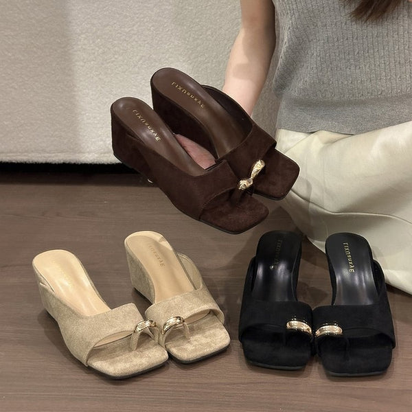 Sandales Élégantes Premium À Boucle Métallique Et Bout Carré Pour Femmes, Mules Décontractées Minimalistes En Daim De Créateur