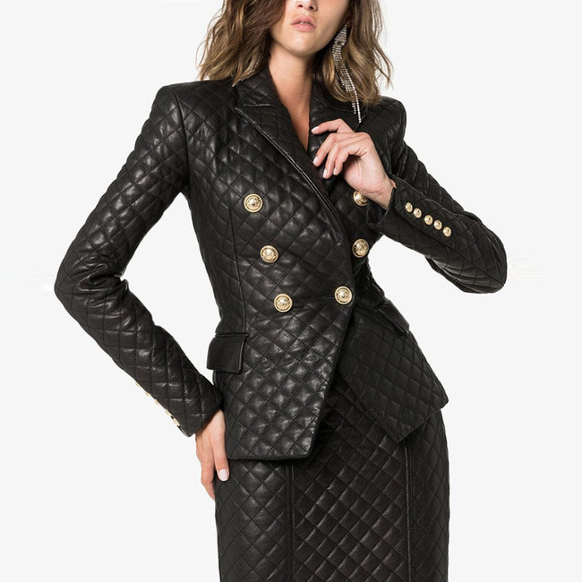 Blazer matelassé en cuir coupe ajustée Hover Image