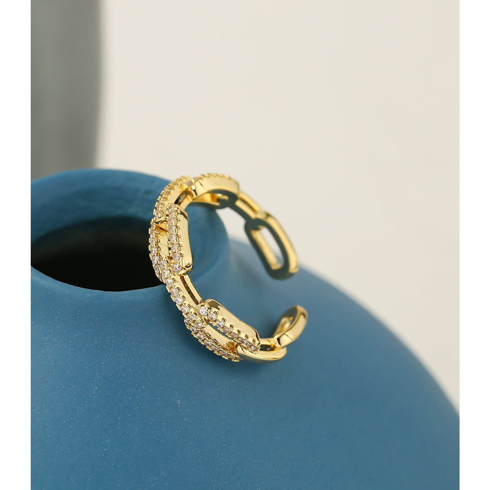 Bagues pour femmes en or incrustées de zircons