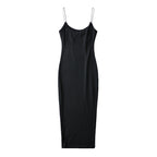 Robe ajustée fendue sur le côté pour femme
