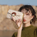 Sac messager brodé avec motif chaîne de fil pour femme, grand sac à bandoulière avec boucle en métal