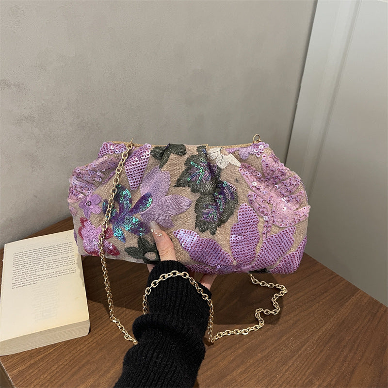 Pochette de soirée brodée avec bandoulière chaîne