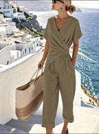 Ensemble deux pièces pour femme, couleur unie, coupe irrégulière, manches courtes, costume d'été, col en V, coupe ajustée, tenue de bureau décontractée, haut plissé irrégulier et pantalon.