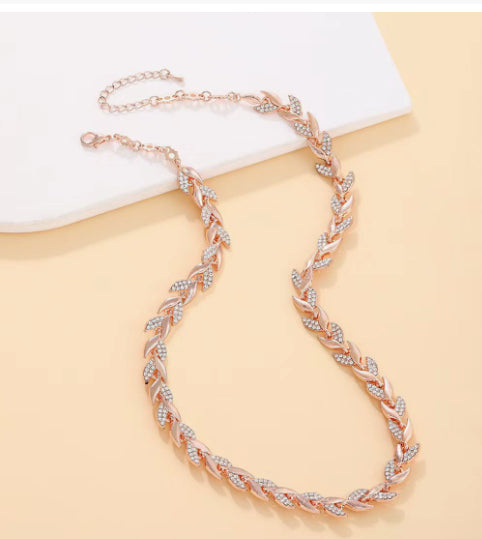 Parure Collier et Bracelet Femme avec Feuilles en Verre et Strass Élégants, Bijoux de Luxe à la Mode