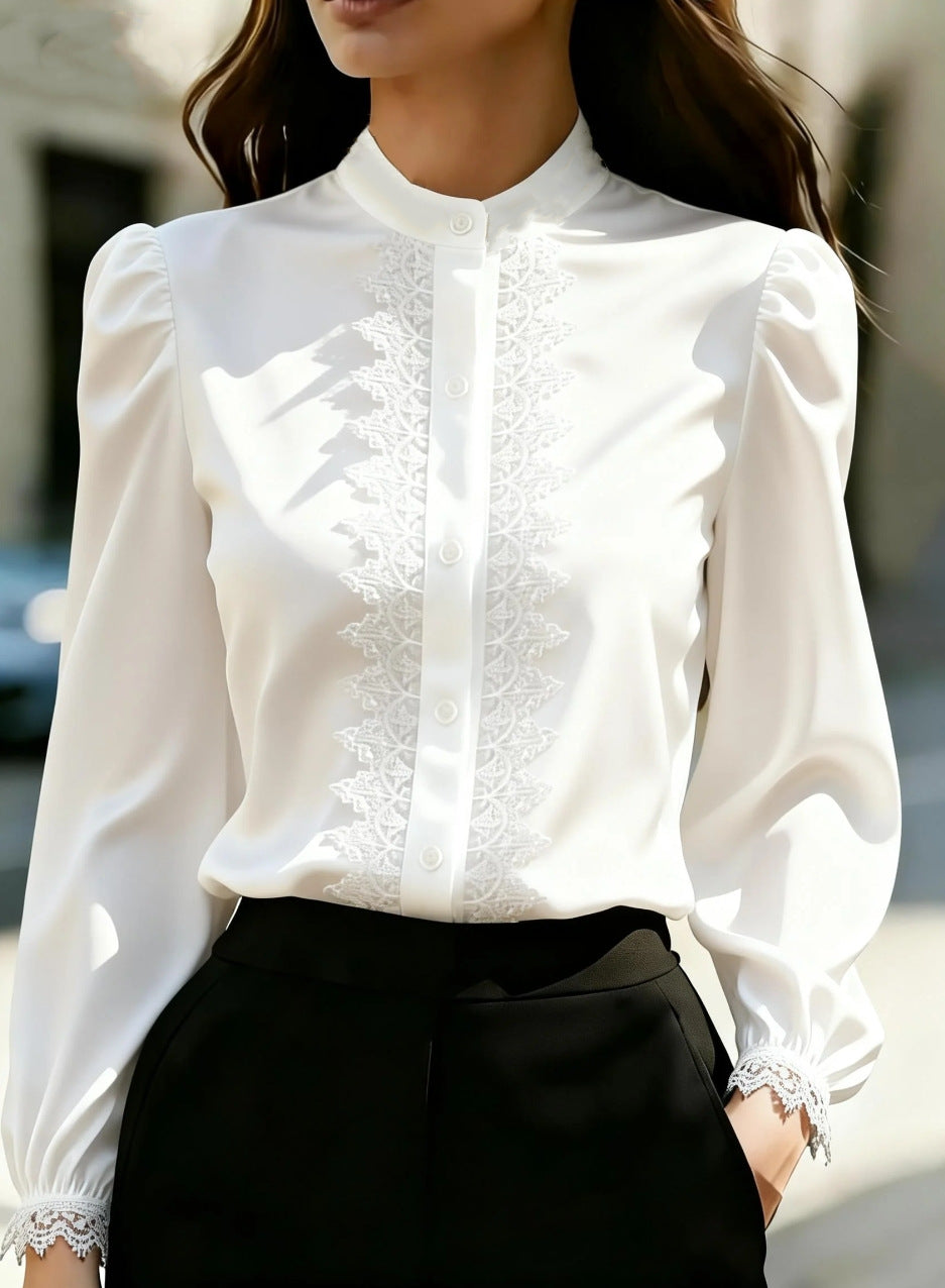 Haut chemise en satin avec patchwork de dentelle et col montant pour femme