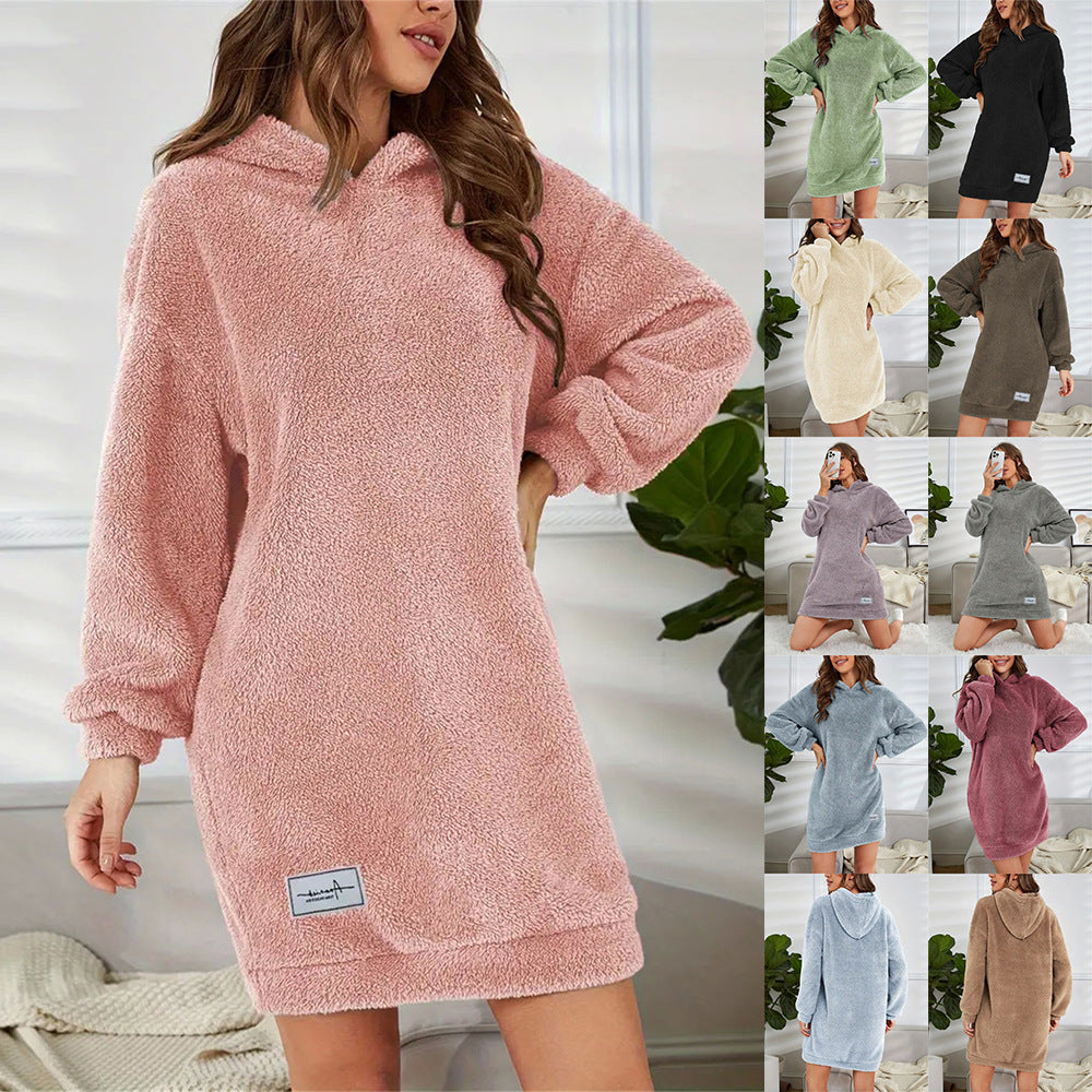 Robe à capuche et manches longues en peluche pour femme