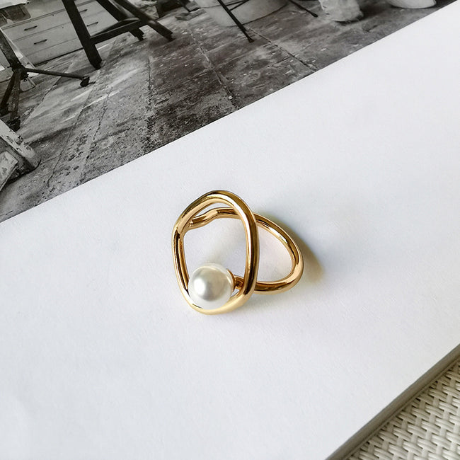 Bague Délicate en Fausses Perles pour Femme Bagues Minimalistes Main Image