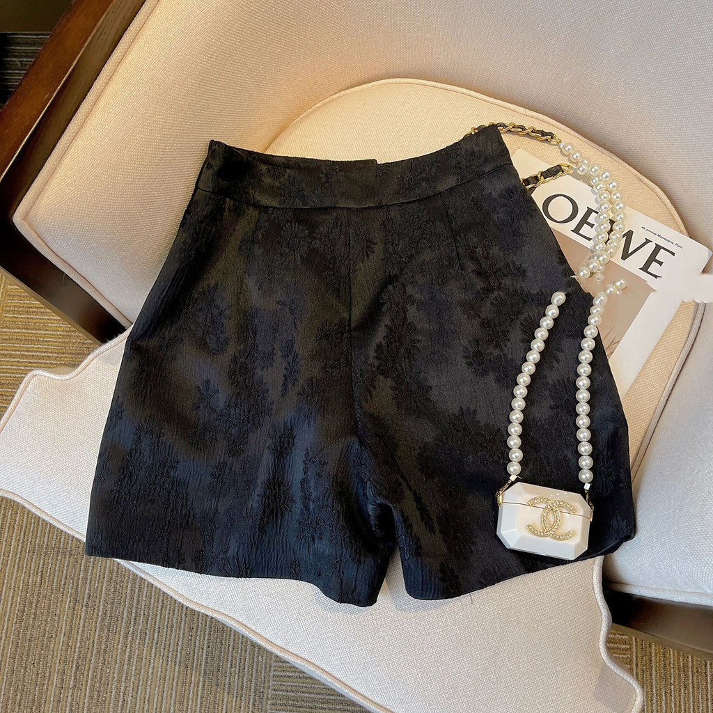 Shorts de costume jacquard noir style Chanel pour femme