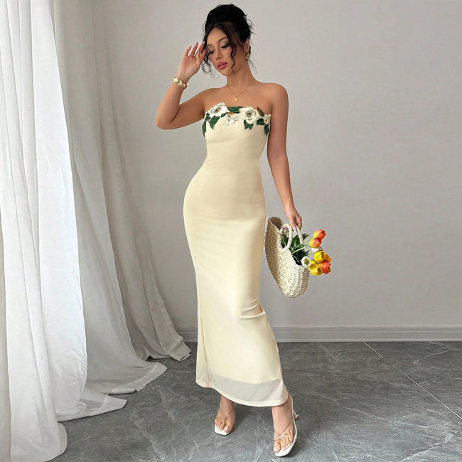 Robe bustier élégante sans dos pour femme Hover Image