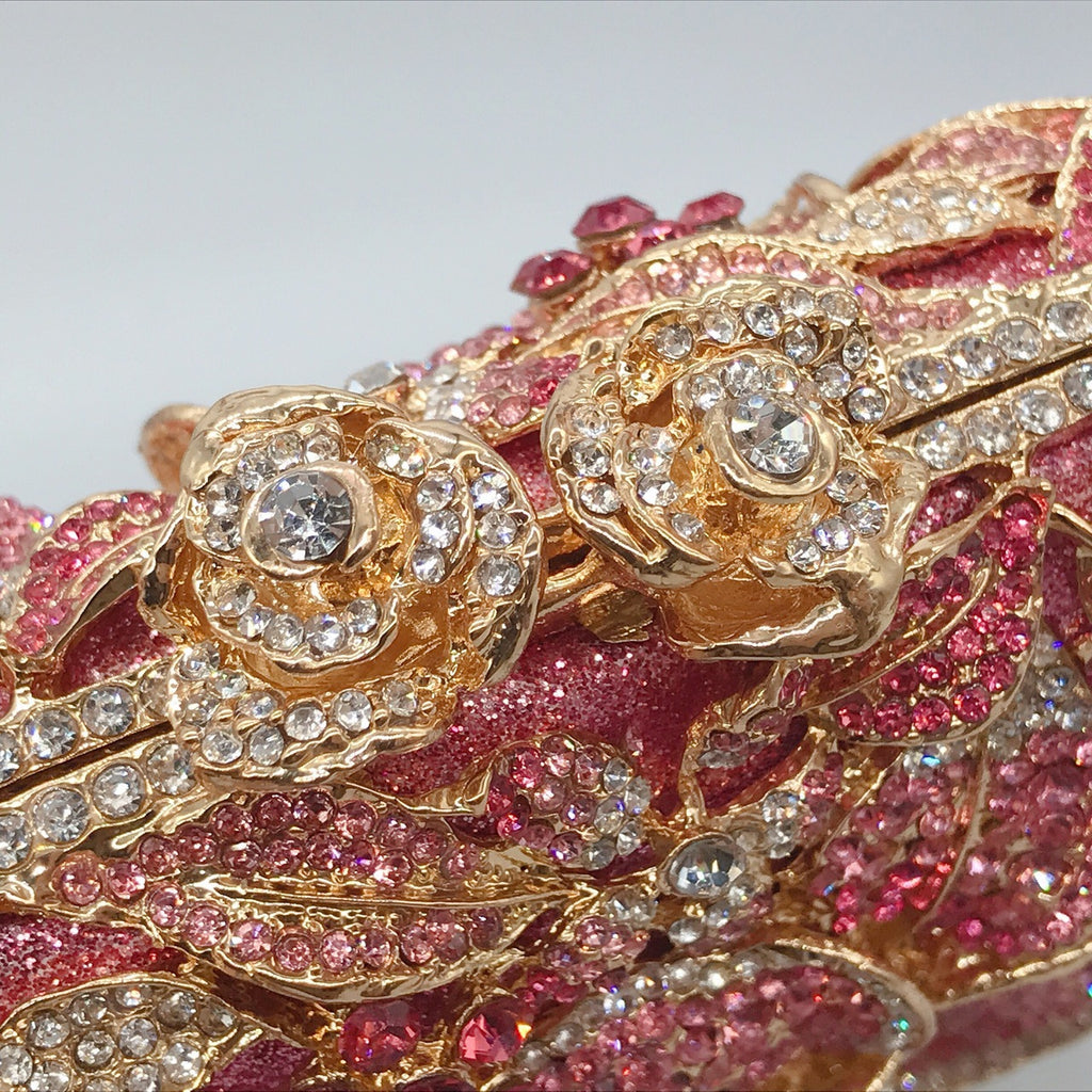 Pochette de soirée en métal rose, chaîne et diamants