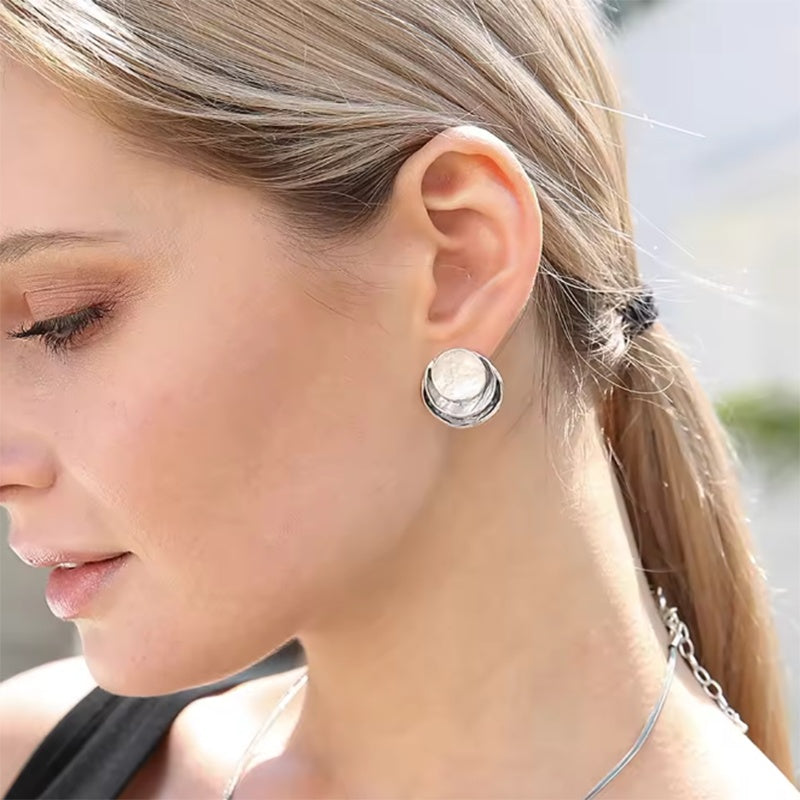 Boucles d'oreilles rondes peintes tricolores à la mode, élégantes et polyvalentes, boucles d'oreilles géométriques pour femmes