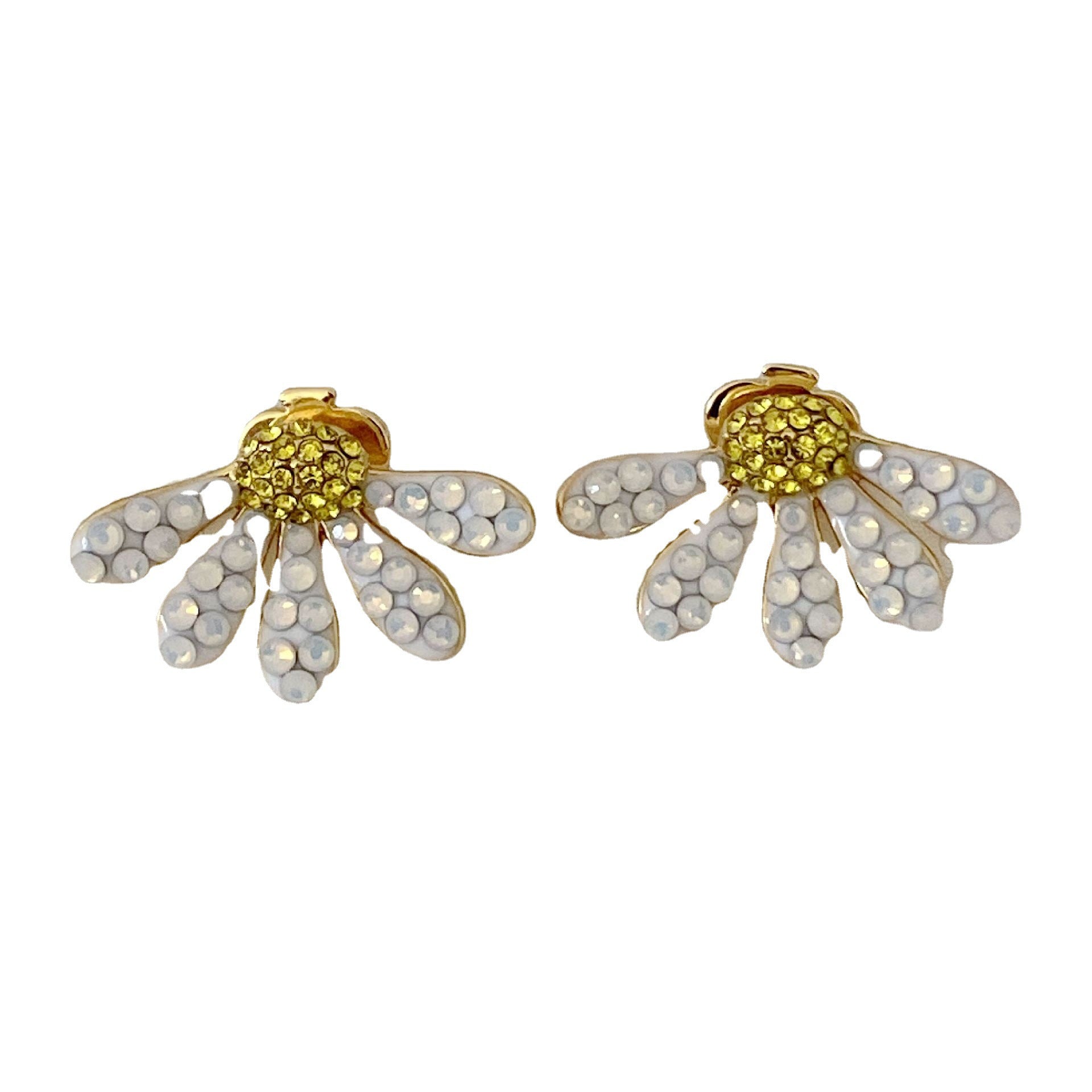 Boucles d'oreilles élégantes en forme de marguerite pour femmes, bijoux de mode, accessoires en cuivre plaqué or