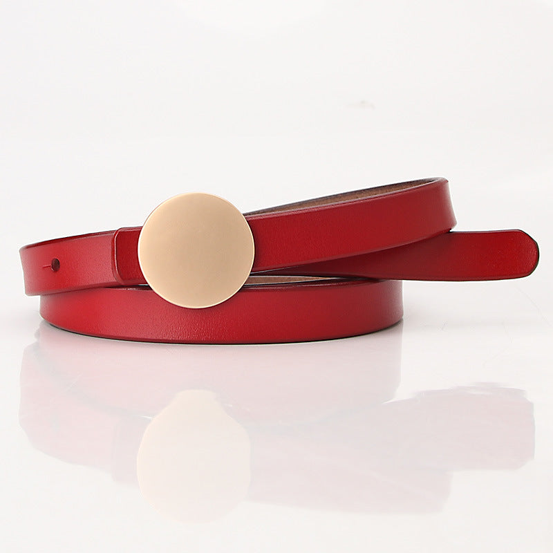 La nouvelle version coréenne de la ceinture fine tout-aller pour femme