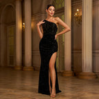 Robe de soirée fourreau fendue asymétrique à une épaule, col oblique, sequins et coupe ajustée