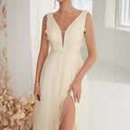 V-neck Sleeveless Lace Wedding Dress