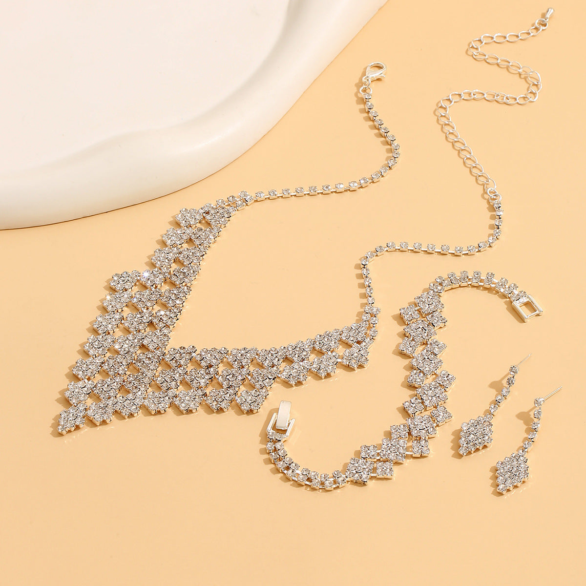 Collier bracelet boucles d'oreilles en forme de diamant pour femmes