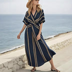 Robe décontractée ample style rétro à imprimé rayé, robe de vacances d'été à manches courtes et col en V, robe longue plissée bohème trapèze pour femme