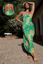 Robe à fines bretelles décolletée dos nu pour femme