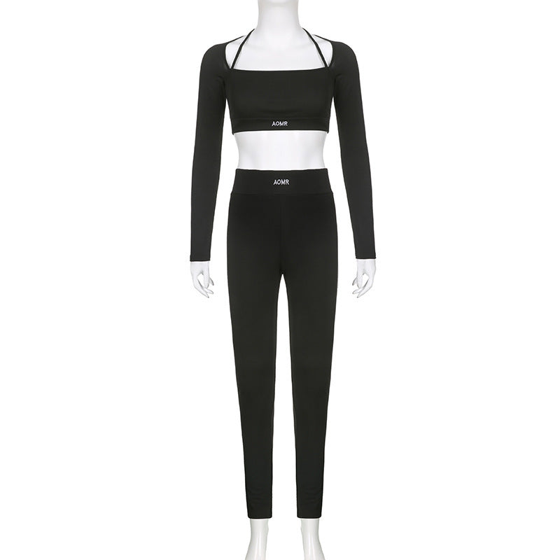 Ensemble deux pièces moulant tricoté de couleur unie avec lettres, haut court à manches longues et col rond, et leggings skinny taille haute