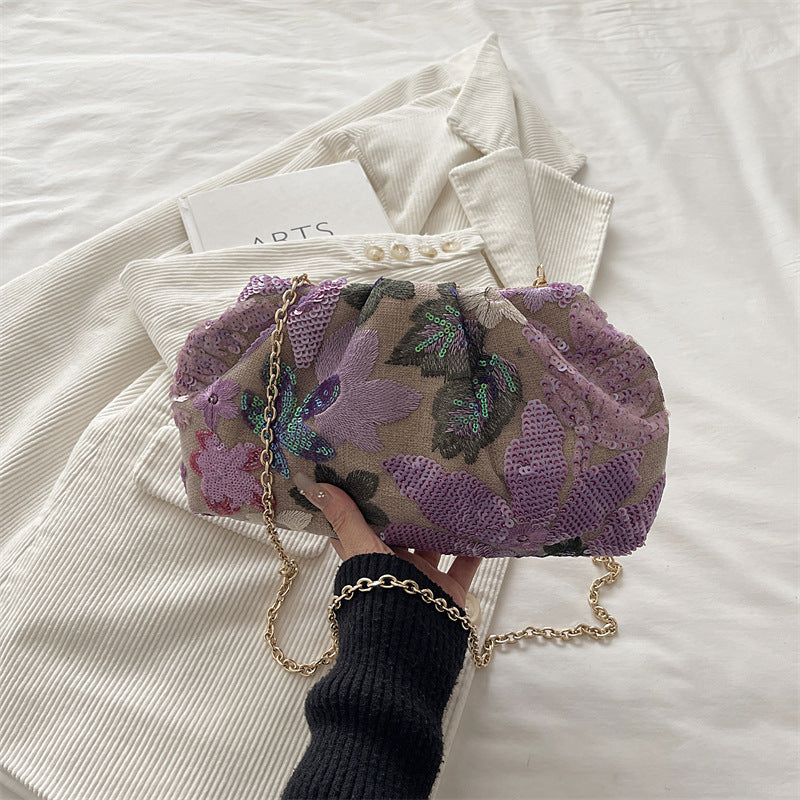 Pochette de soirée brodée avec bandoulière chaîne