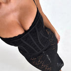 Robe taille cintrée à bretelles en dentelle pour femme