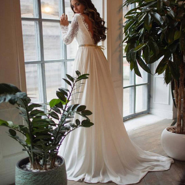 Elegant Graceful Lace Long Sleeve Chiffon Wedding Dress Main Image