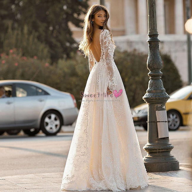 Women's Wedding Dress Lace Long Sleeve Dinner Party Gown Main Image